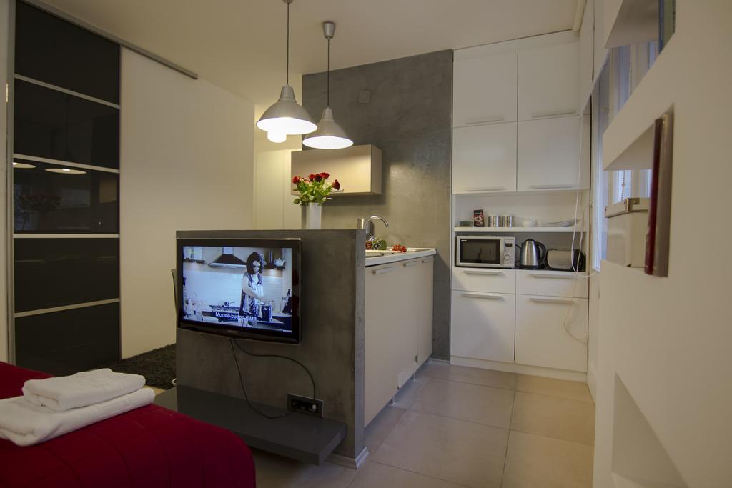 Studio Apartment Picasso Belgrade Exterior photo